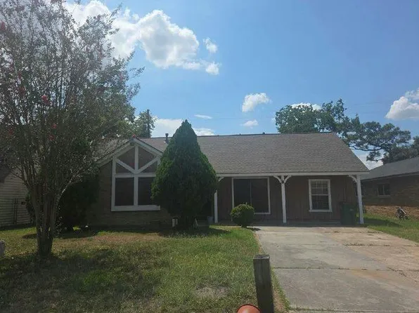 6226 Standing Oaks St, Houston, TX 77050