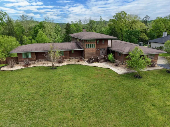 771 Seven Pines Dr, Saddlebrooke, MO 65630