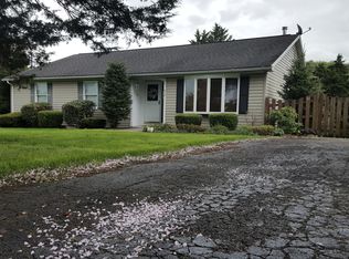 317 Magnolia Pl, Springfield, WV 26763