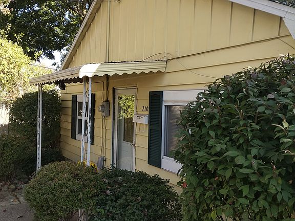 3rd image of 710 Jefferson St