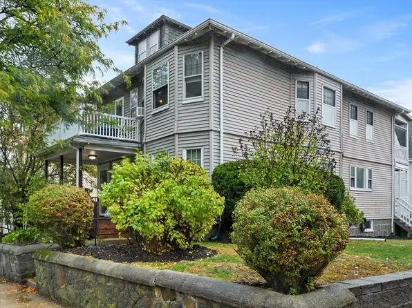 1540 Centre St #1, Roslindale, MA 02131