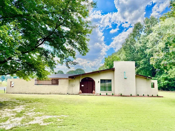 776 E Park St, Alamo, TN 38001