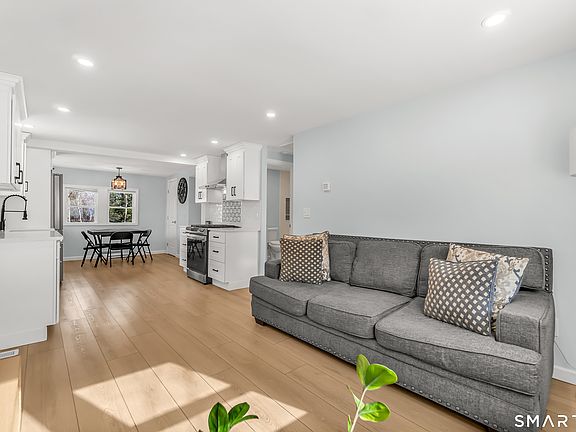 5th image of 56 Downs Road