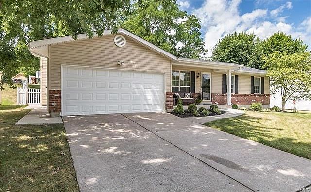 1st image of 1013 Pegasus Cir