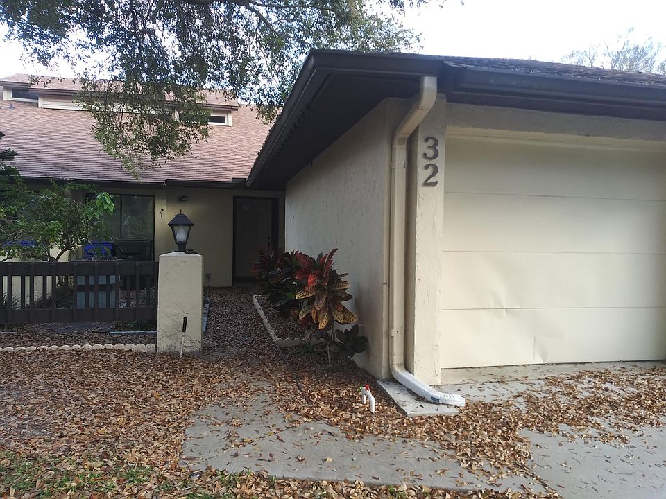 1st image of 940 Fenton Ln APT 32