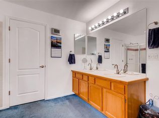 5360 S Genoa St, Centennial, CO 80015