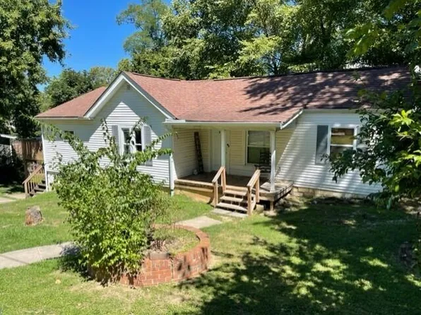 402 Locust St, Erlanger, KY 41018