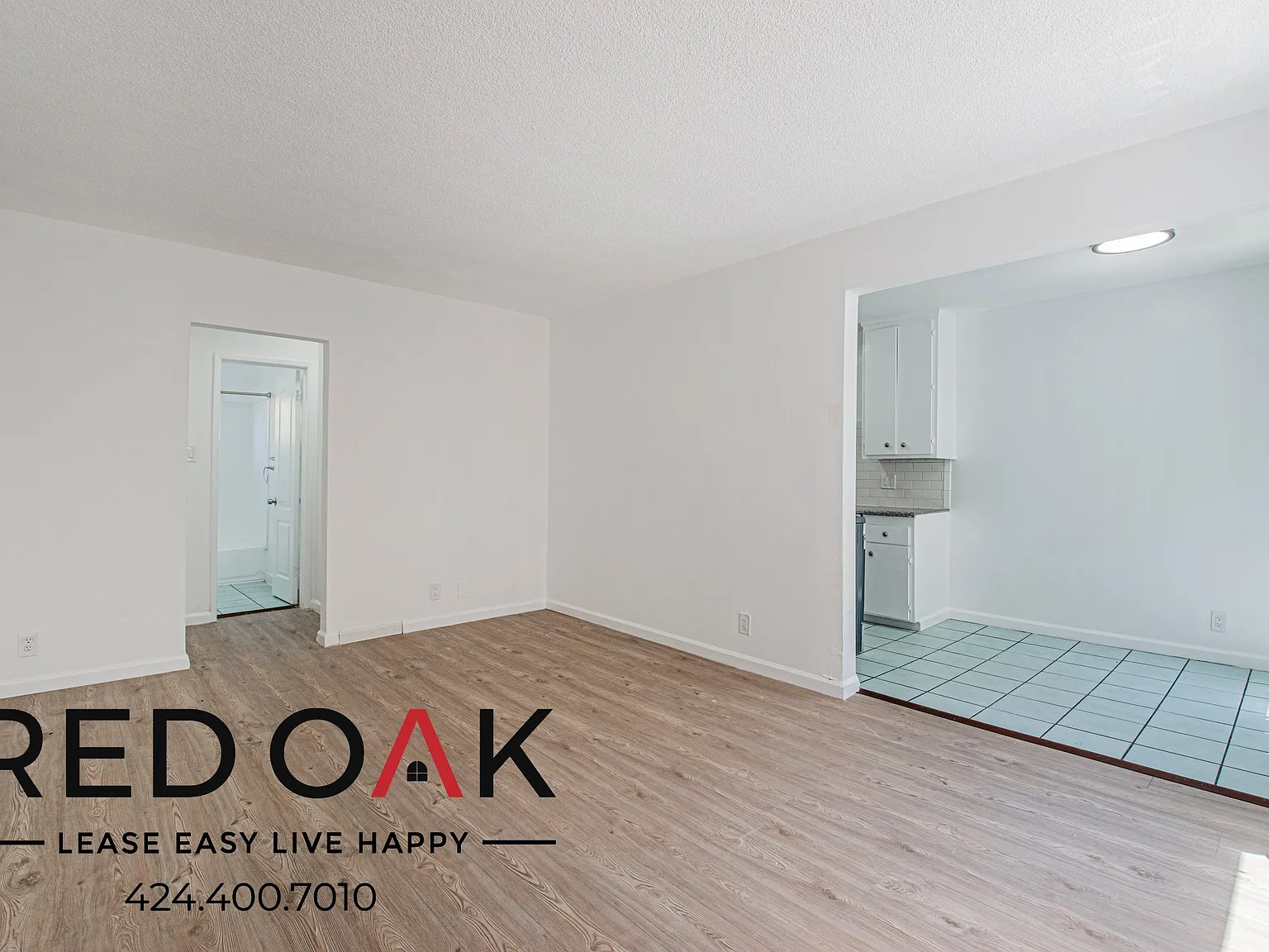 ~1 Month Free~ Stylish 1-Bed With Open Floor Plan And Stainless Steel Appliances ~ In Manchester ... — Photo 2