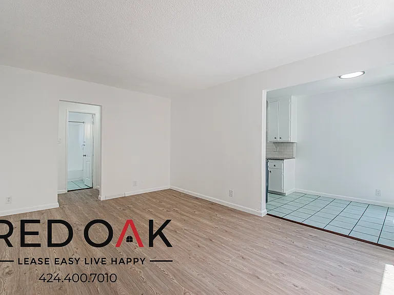 8118 S Western Ave #2 — Photo 5