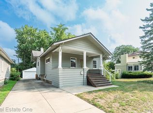 111 E Tacoma St, Clawson, MI 48017