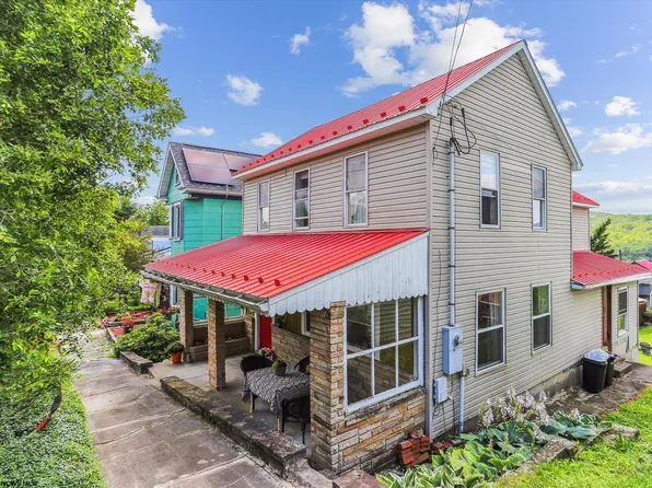 627 Henry Ave, Davis, WV 26260