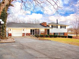 1211 Roosevelt Rd, Taylorville, IL 62568