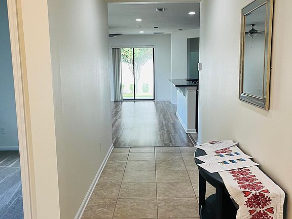5th image of 101 Campanello Ct