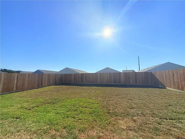3606 Perry — Photo 30