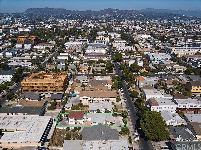 1st image of 531 N Harvard Blvd