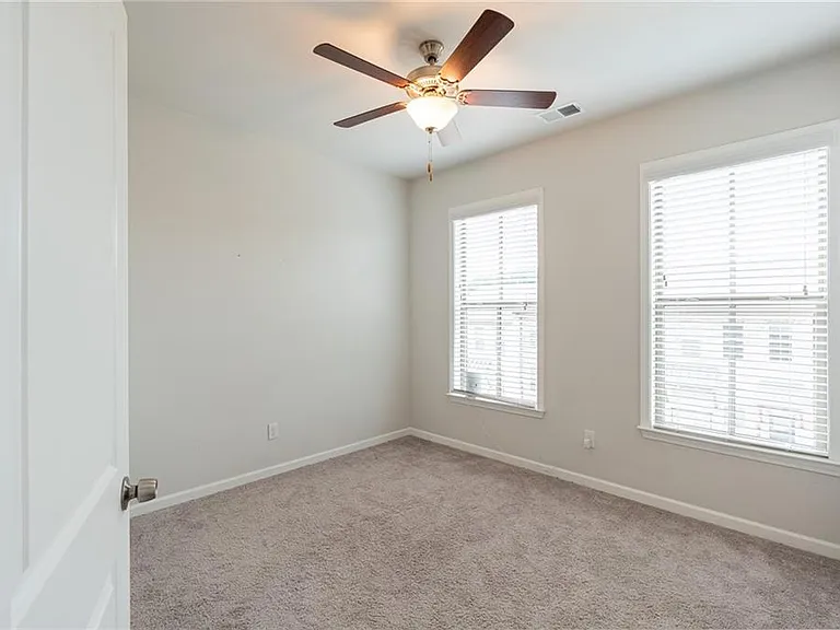 2701 Cedar Pine Way — Photo 37