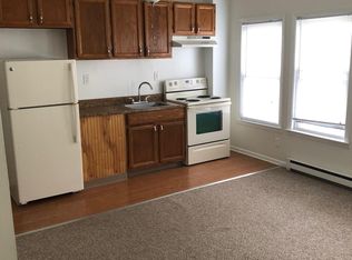 103 Circular St APT 7, Saratoga Springs, NY 12866