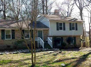 7205 Pinewood Ln, Raleigh, NC 27616