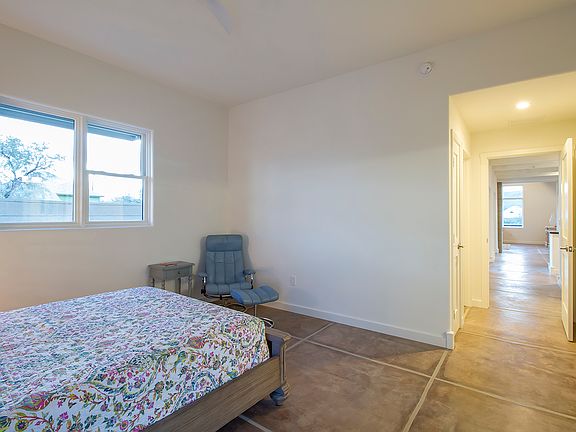 4th image of 650 S Mordasini Pl