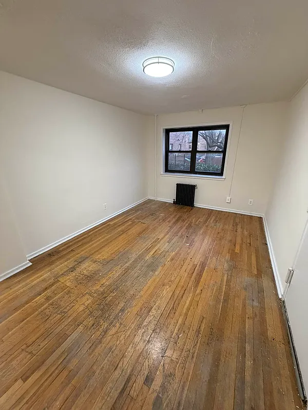 20-62 27th Street 2B