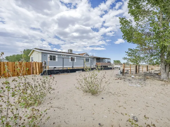 8860 Brush Garden Dr, Fallon, NV 89406