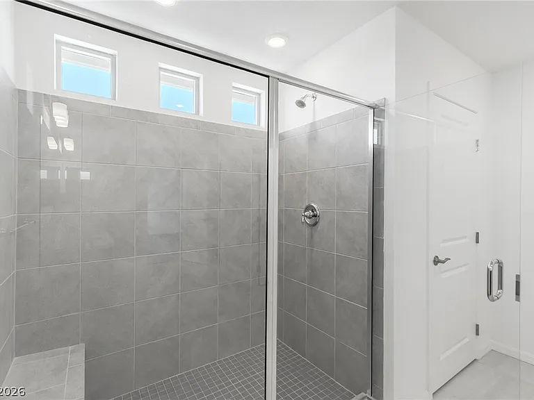 5733 Tioga Way — Photo 21