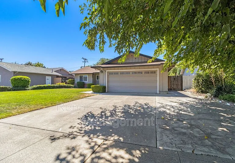 5619 N El Dorado St — Photo 4