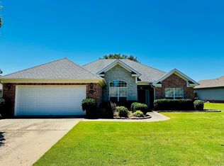 4013 Evergreen Dr, Benton, AR 72015