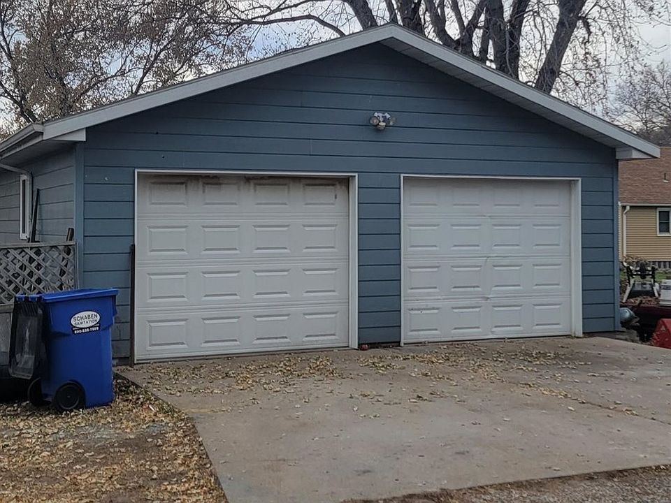 1118 17th St, Gothenburg, NE 69138 Zillow