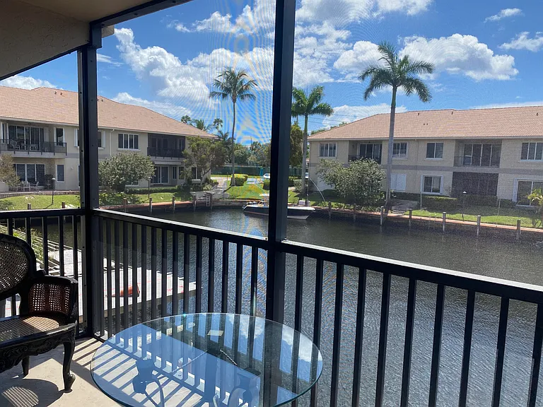 1 Royal Palm Way #201 — Photo 16