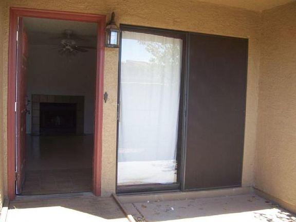 4th image of 850 S River Dr Unit 1070