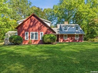 33 Titus Path, Jericho, NY 11753