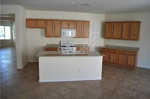 3rd image of 1508 Patrick Thomas Ct