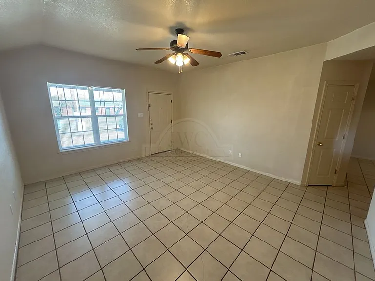 509 West Ave B, Copperas Cove — Photo 4