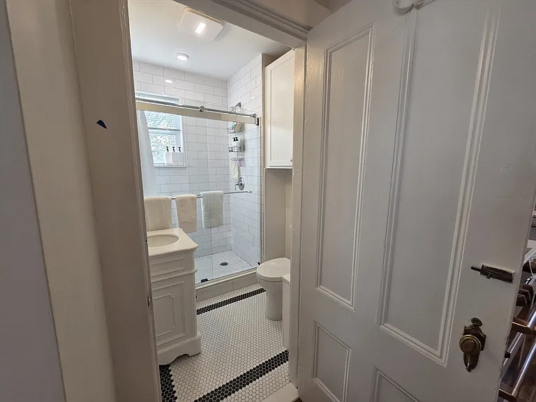 26 Clark St #2 — Photo 9