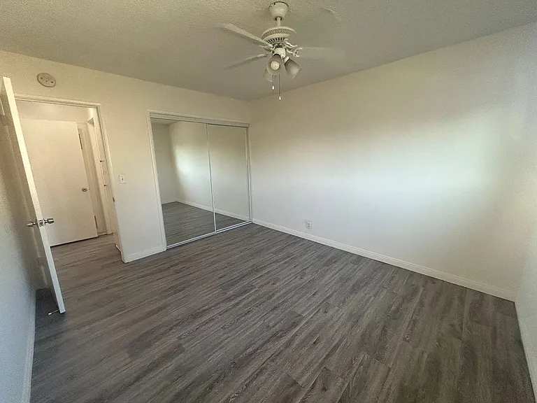 422 Almond Ave #3 — Photo 4