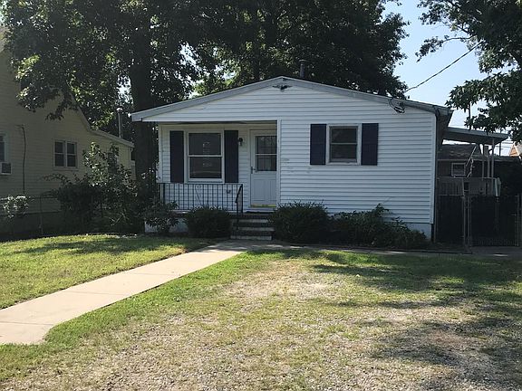 3rd image of 3109 Victor Ave