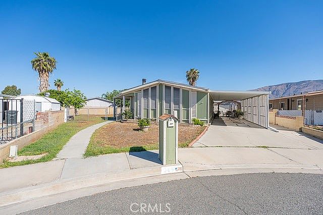 1st image of 209 Flora Vista St