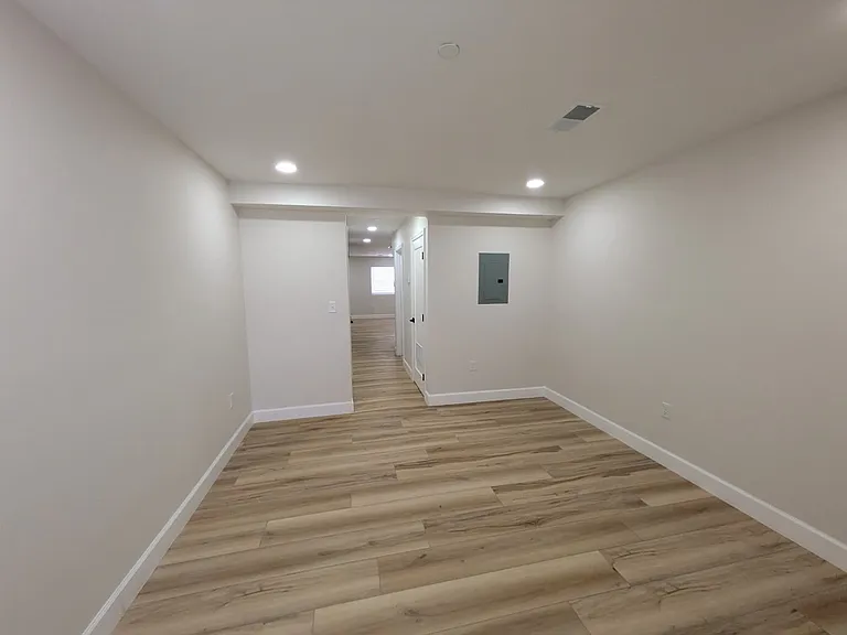 44 Warner St #6B — Photo 5