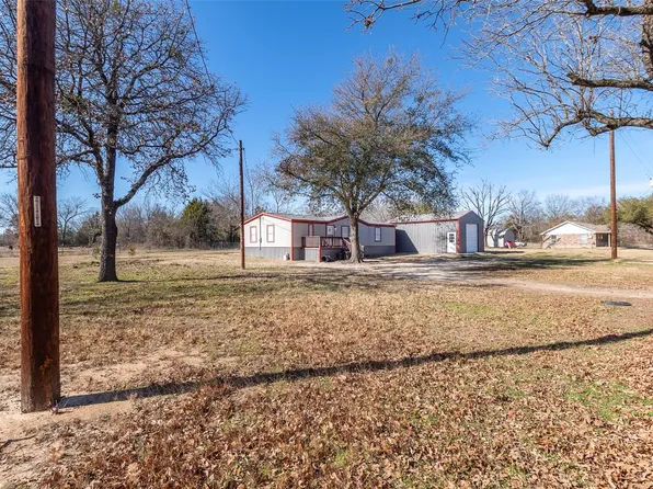9330 Lynda Ln, Quinlan, TX 75474