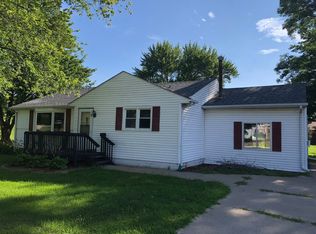 6 Maple Ct, Colona, IL 61241