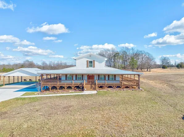 415 S Moore Rd, Rising Fawn, GA 30738
