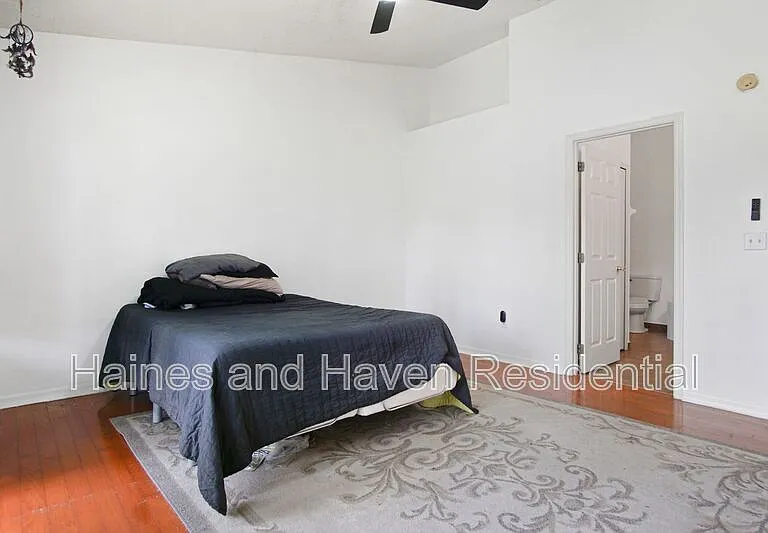 2492 Saint Augustine Blvd — Photo 13
