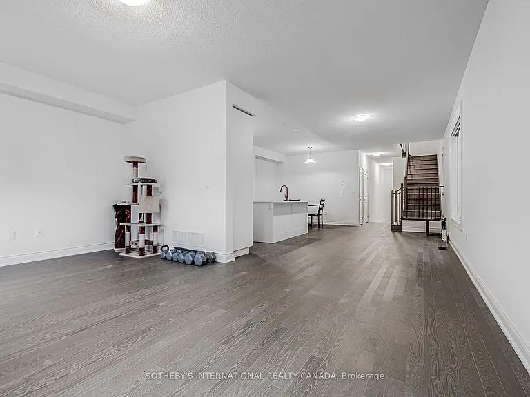 36 Quinton Rdg #UPPER — Photo 14