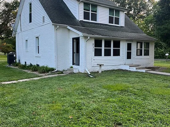 831 W Smith St, Jasonville, IN 47438