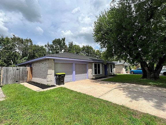 2nd image of 9587 Sutter Park Ln