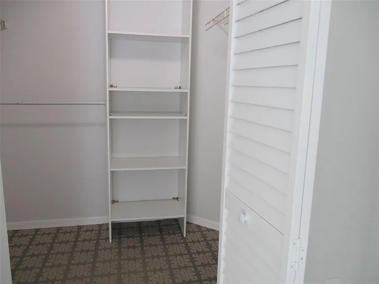 5045 Wiles Rd #206 — Photo 13