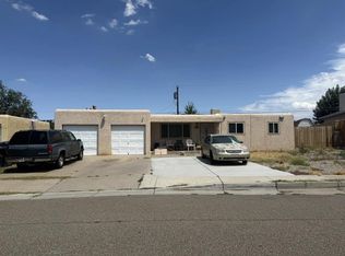 9507 Morrow Ave NE, Albuquerque, NM 87112