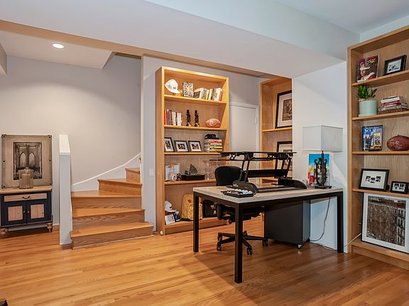 5th image of 2210 N Sedgwick St #1