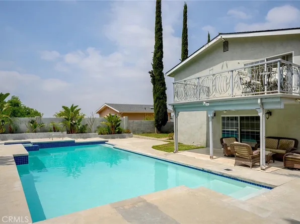 7980 Hollywood Way, Sun Valley, CA 91352